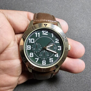 Mens fashion quartz watch gold tone green dial brown straps working